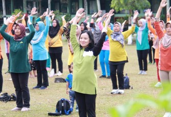 Persit KCK Cabang XX Dim 0806 Trenggalek