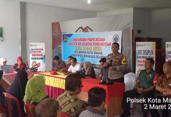 Bhabinkamtibmas Polsek Kota Manna Monitoring Penyaluran BLT-DD  
