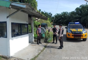 Tingkatkan Keamanan, Polsek Nasal Patroli Jalan Lintas dan Objek Vital