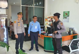 Kapolsek Giri Mulya lakukan Patroli dan Pengecekan Personil Pam Obvit di Wilkum Polsek Giri Mulya
