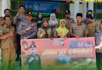 Polsek Mauara Bangkahulu Jumat Curhat di Kantor Camat
