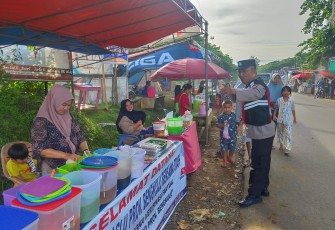 Antisipasi Kemacetan Disimpang Pasar Lais, Polsek Lais Terjunkan Personel