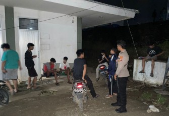 Antisipasi Perang Sarung, Polsek Ketahun Laksanakan Patroli Malam