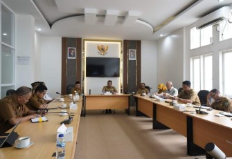  Sekdako Padang Panjang Sonny Budaya Putra, meminta semua OPD menindaklanjuti setiap usulan warga.