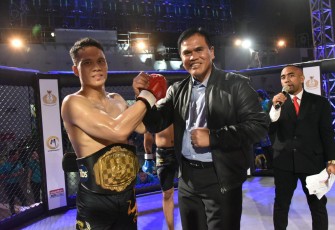 Kepala Staf TNI Angkatan Laut (Kasal) Laksamana TNI Dr. Muhammad Ali Membuka Kejuaraan Mix Martial Art (MMA) dilaksanakan di KRI Semarang-594, Sabtu (9/12) bertempat di Kolinlamil, Tanjung Priok, Jakarta Utara