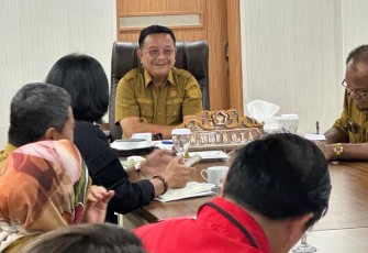 Maurits Mantiri saat Ikuti Rapat Koordinasi
