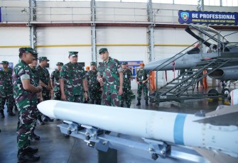 Panglima TNI saat Kunjungi Lanud Iswahjudi, Sabtu (11/3/2023).