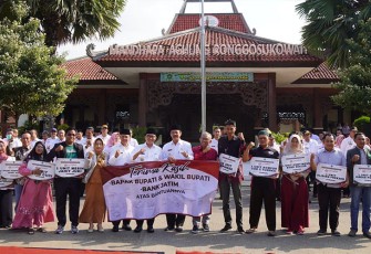 Foto Bersama usai acara