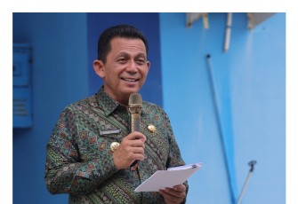 Gubernur Kepulauan Riau Ansar Ahmad