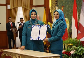 Dewi Ansar Lantik Ranny Gusfita Sari Penjabat Ketua TP PKK Kota Tanjungpinang