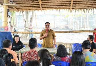 Wali Kota Bitung Maurits Mantiri saat memberikan sambutan pada peninjauan lokasi