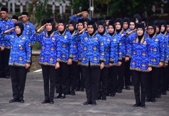 PNS Unit Lantamal VI Ziarah Rombongan ke TMP Panaikang