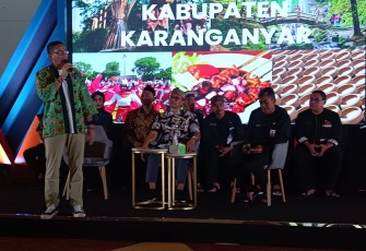 Menparekraf RI Sandiaga Uno, saat mengisi acara Workshop Tata Kota Kreatif, di Gedung Kebudayaan Kabupaten Karanganyar, Kamis (20/9/2023).