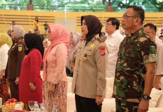 Polda Banten hadiri Peringatan Hari Ibu (PHI) ke-95 bertema “Perempuan Berdaya Indonesia Maju” bertempat di gedung aspirasi KP3B pada Jumat (22/12)