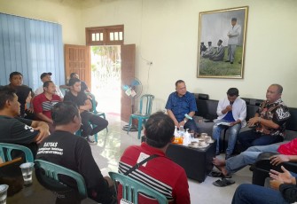 Ketua komsi D DPRD Jawa Timur dr Agung Mulyono saat blusukan ke desa Tegaldlimo dan Purwojarjo, kabupaten Banyuwangi pada Jumat (3/3).