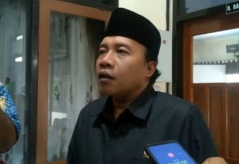 Doding Rahmadi, Wakil Ketua DPRD Kabupaten Trenggalek, saat dikonfirmasi setelah rapat paripurna, Kamis (23/2/2023)(Foto: Hardi Rangga klikwarta.com).