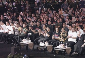 Panglima TNI saat Dampingi Presiden RI pada Puncak Peringatan HUT Ke-78 PGRI dan Hari Guru Nasional 2023