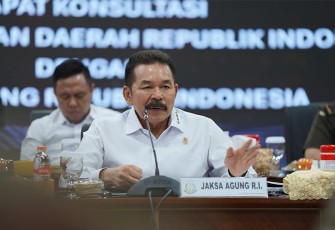 Jaksa Agung ST Burhanuddin pada Rapat Konsultasi dengan Anggota BAP DPD RI dalam rangka pembahasan tindaklanjut LHP BPK RI yang berindikasi kerugian negara, Rabu 15 November 2023 bertempat di Gedung Utama Kejaksaan Agung, Jakarta.