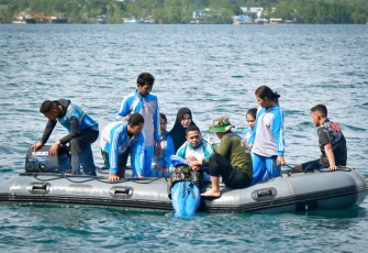 Pelatihan Evakuasi Medis Laut Kepada Mahasiswa STIKes Pasapua Ambon
