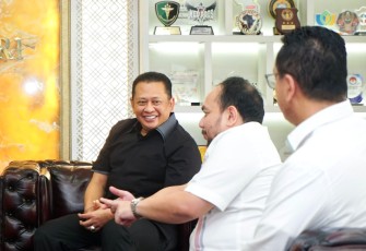Ketua MPR RI ke-16 sekaligus Wakil Ketua Umum Partai Golkar Bambang Soesatyo kembali dipercaya menjadi Ketua Dewan Pembina Kongres Advokat Indonesia (KAI)