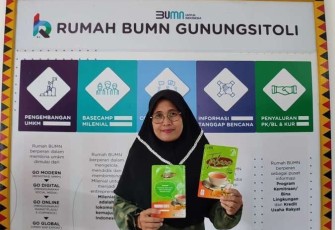 Pelaku UMKM binaan Rumah BUMN Telkom 