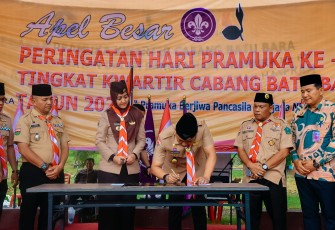 Bupati Batu Bara Tanda Tangani Prasasti