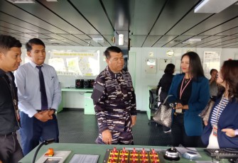 KRI Teluk Calang-524 Dikunjungi Danlantamal X