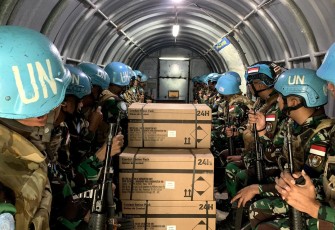 Prajurit Satgas Yonmek UNIFIL Tetap Rayakan HUT Ke-79 TNI Di Tengah Konflik Lebanon