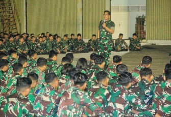 Danlanud Sultan Hasanuddin Beri Pengarahan Kepada Prajurit Remaja Untuk Jauhi Narkoba dan Hindari Tindak Pidana