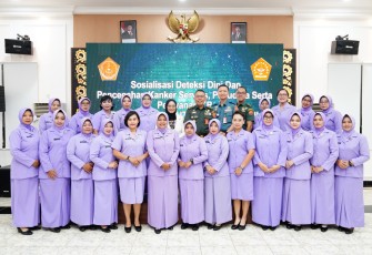 Penyuluhan Kesehatan Semarakkan HUT Ke-56 Puskes TNI