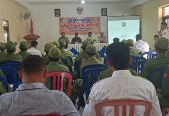 Babinsa Koramil 0801/11 Donorojo saat Berikan Sosialisasi