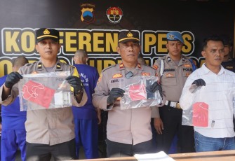 Komplotan Pencuri Pakan Ayam di Karangmoncol Purbalingga Diringkus Polisi