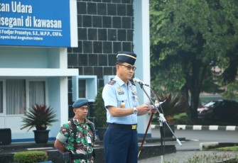 Seskoau melaksanakan Apel Luar Biasa menyambut tahun 2024, yang dipimpin oleh Komandan Seskoau Marsda TNI Elianto Susetio, S.I.P., M.Si., yang diikuti seluruh personel Seskoau, bertempat di lapangan Widya Ambara Seskoau, Lembang Bandung Barat, Senin (2/1/2024)