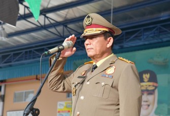 Gubernur Kepulauan Riau H Ansar Ahmad 