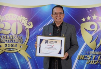 Bank Jatim Boyong Dua Penghargaan Sekaligus Dari The Finance