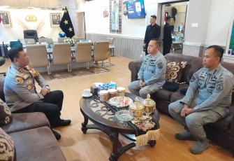 Kepala Zona Bakamla Tengah Laksanakan Courtesy Call ke Mapolda Sulsel