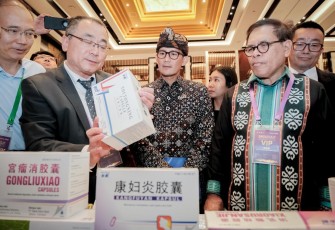 Menparekraf Sandiaga Salahuddin Uno saat hadir di acara "2024 First China-ASEAN International Forum on Traditional Medicine" yang berlangsung di Intercontinental Bali Resort, Jimbaran, Badung, Sabtu (18/5/2024).