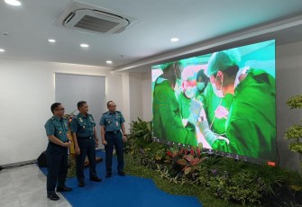 RSPAL dr. Ramelan bekerjasama dengan RSUP Dr. Kariyadi Semarang berhasil melaksanakan operasi transplantasi organ (ginjal) pertama di RSPAL dr. Ramelan, Surabaya, Selasa (20/02).