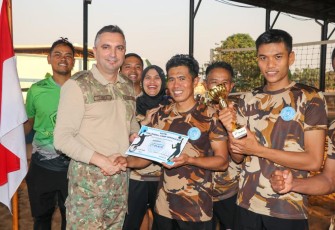 Satgas Kizi TNI Konga XXXVII-J Juarai Turnamen Voli Antar Satgas