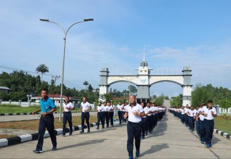 Olahraga lari bersama prajurit Koarmada III, Jum'at (2/2)