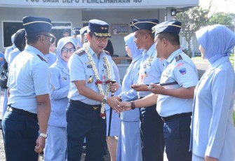 Dankoharmatau Marsma TNI Oki Yanuar saat mengunjungi Lanud Sulaiman Bandung, Selasa (13/2)