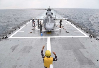 Alutsista TNI AL Helikopter Panther HS- 1303