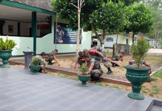 Pembersihan di lingkungan pangkalan