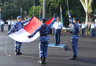 Upacara bendera prajurit Koharmatau 