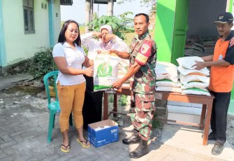Pendampingan distribusi bantuan pangan 