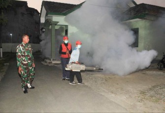 Fogging di wilayah desa binaan 