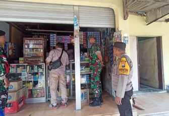 Bea Cukai Gandeng Koramil 0803/11 Geger Gelar Operasi Barang Kena Cukai di Kecamatan Geger 
