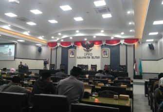 Rapat Paripurna DPRD Kabupaten Blitar, Selasa 20 Agustus 2024. (Foto : Faisal NR / Klikwarta.com)