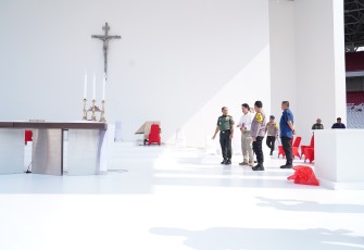 Panglima TNI saat Tinjau Pengamanan Paus Fransiscus di stadion Gelora Bung Karno (GBK), (Rabu, 04/09/2024).