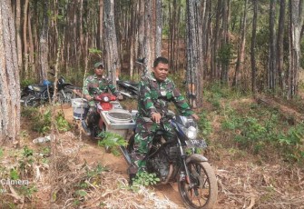 Angkut material pipanisasi wilayah desa binaan 